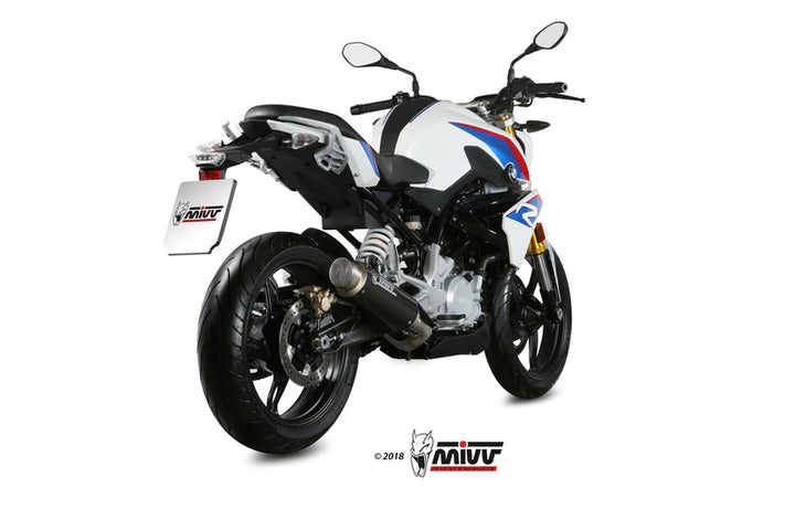 Bakre vy av BMW G 310R med MIVV GP PRO Full Exhaust System B.032.L2P installerat. Stilren design för motorcykeltillbehör.