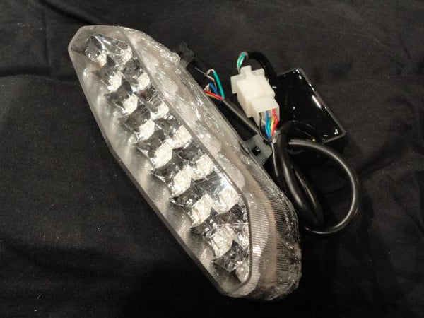 Prístup k pekárne LED ZX6R 636 INB. Žmurknutie