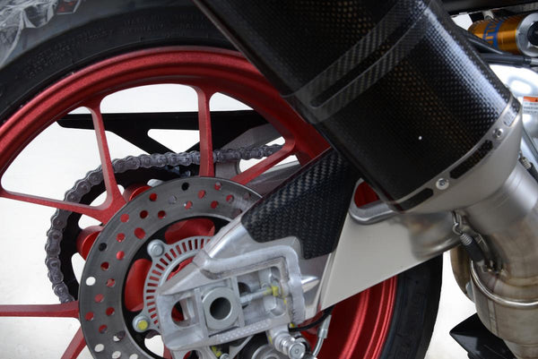 Carbon Fibre Swingerm Guard (Right Hand Side), Aprilia RSV4 RR / RF 15- / RSV4 1100 Factory 19-20 / V4 Tuono [R] 15-