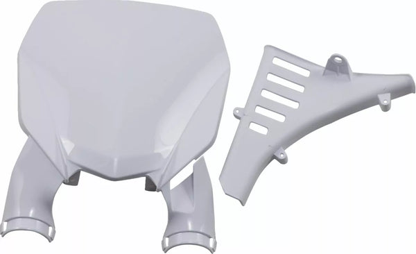 UFO Plate # štadión yzf18- biely YA04873 # 046