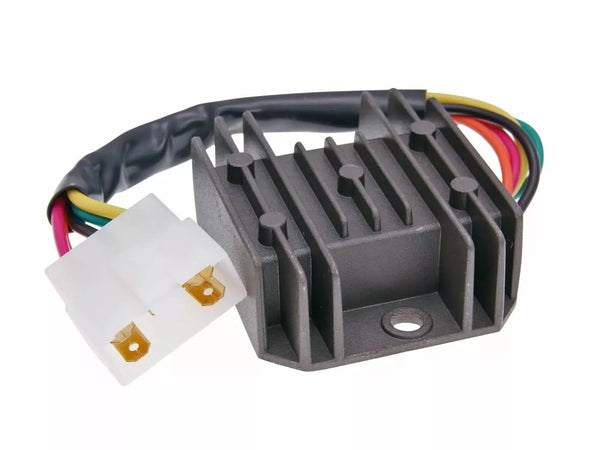 101 Octane usmerňovač / regulátor IP32346