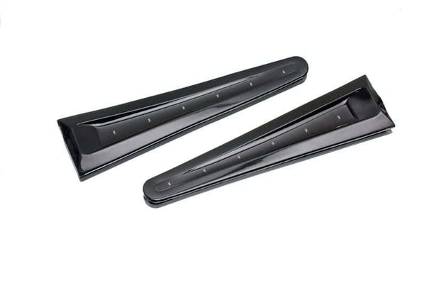 Čierna čiapka trojuholníka. Modrá je LED